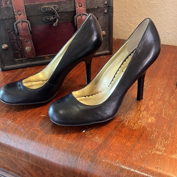 JESSICA SIMPSON Round Toe Leather Heels | 4” |Size 7 1/2 - Picture 6 of 11